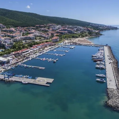 Horizon 34 'в' * スヴェティ・ヴラス