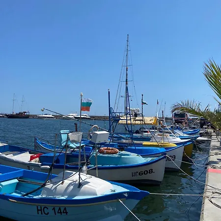 アパート Horizon 34 'в' *